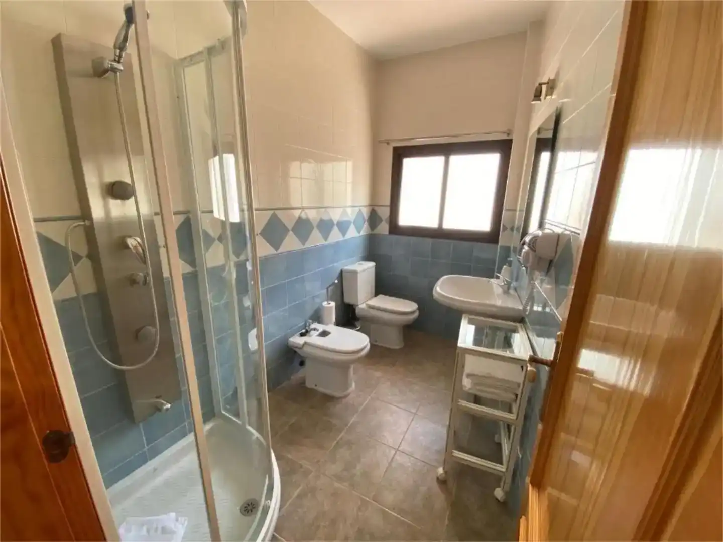 Badezimmer von Maisonette zum Verkauf in Ronda mit Klimaanlage