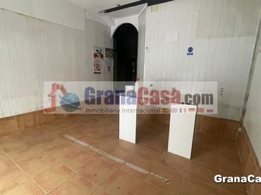 Local comercial en venda a Calle Pedro Antonio de Alarcón 77