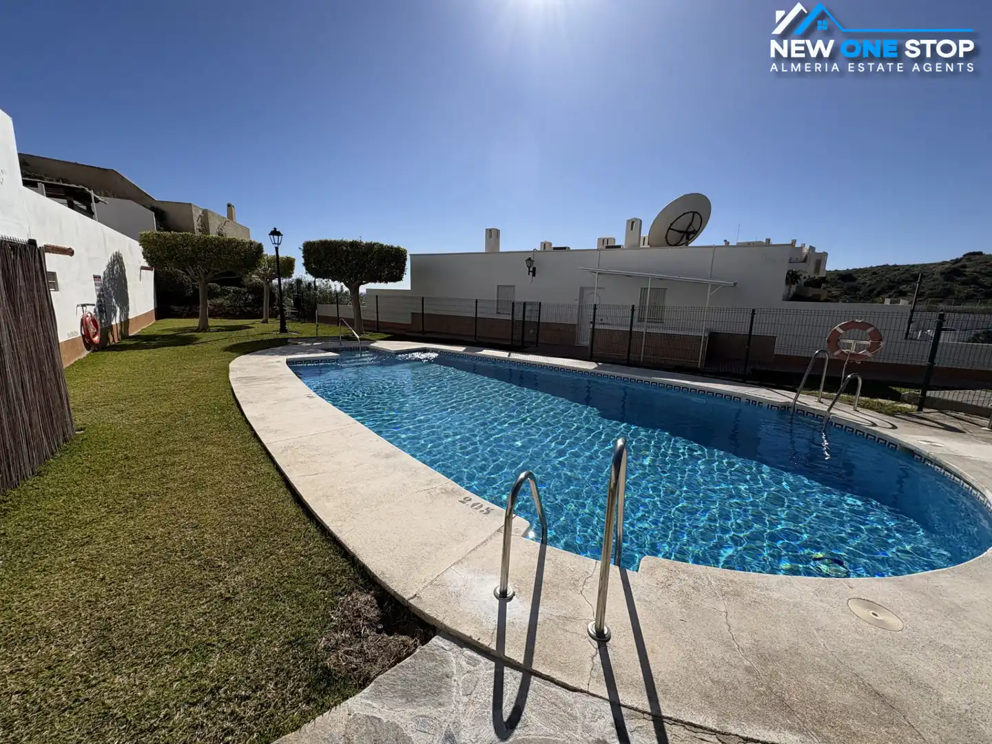 Piscina de Àtic en venda en Mojácar amb Aire condicionat, Calefacció i Terrassa