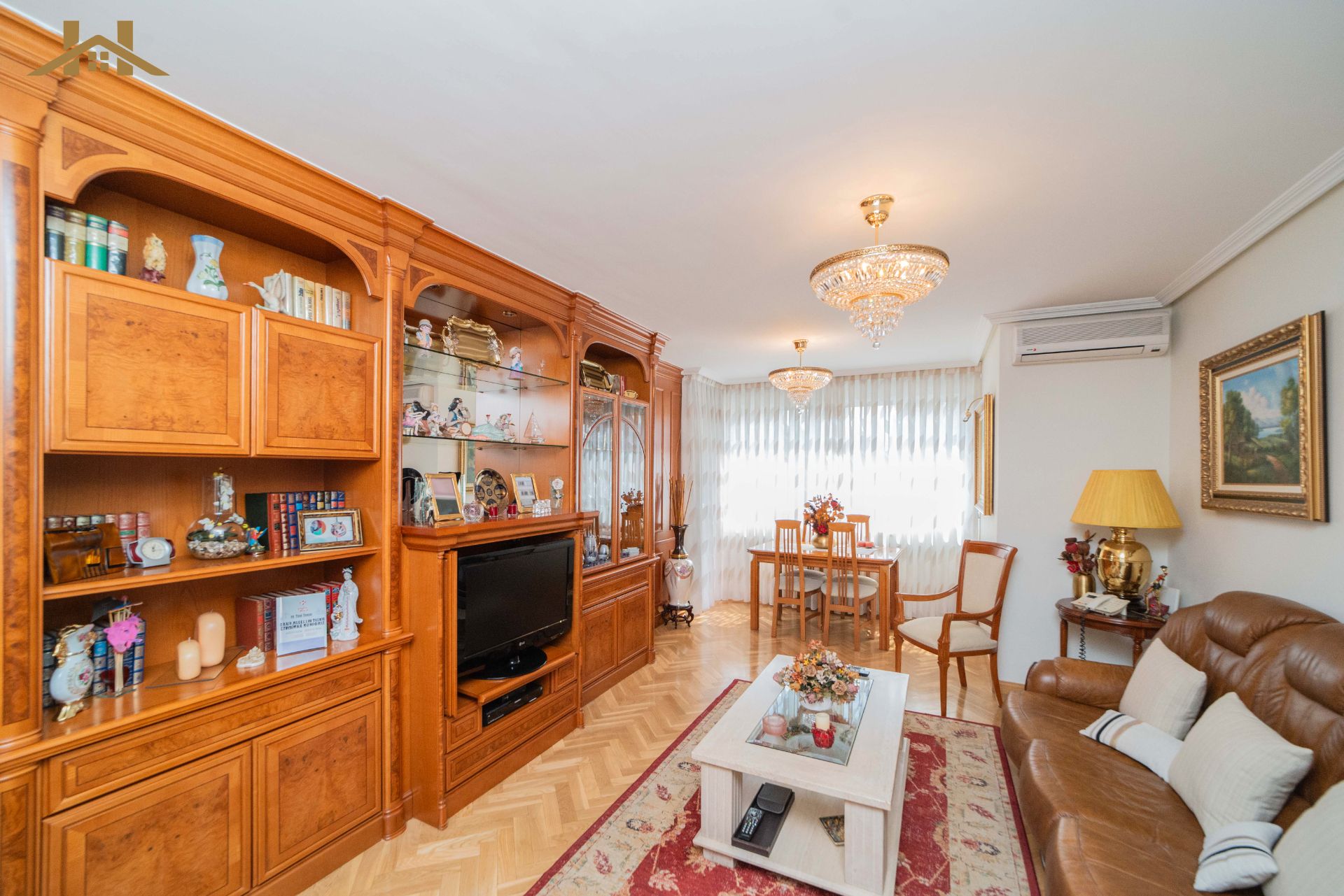 Living room of Flat for sale in Fuenlabrada  with Air Conditioner, Heating and Parquet flooring
