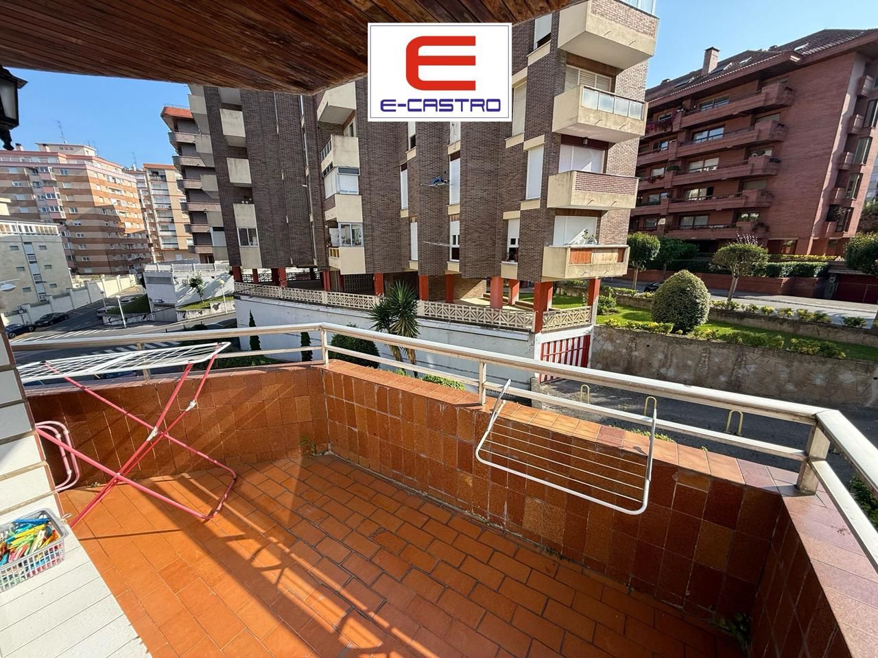 Exterior view of Flat for sale in Castro-Urdiales  with Heating, Parquet flooring and Terrace
