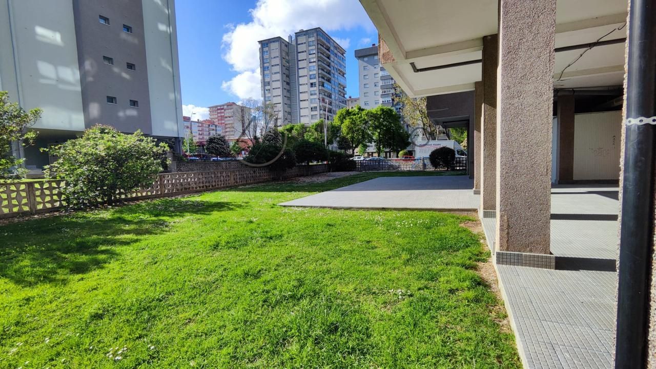 Exterior view of Flat for sale in Vigo   with Heating, Parquet flooring and Storage room