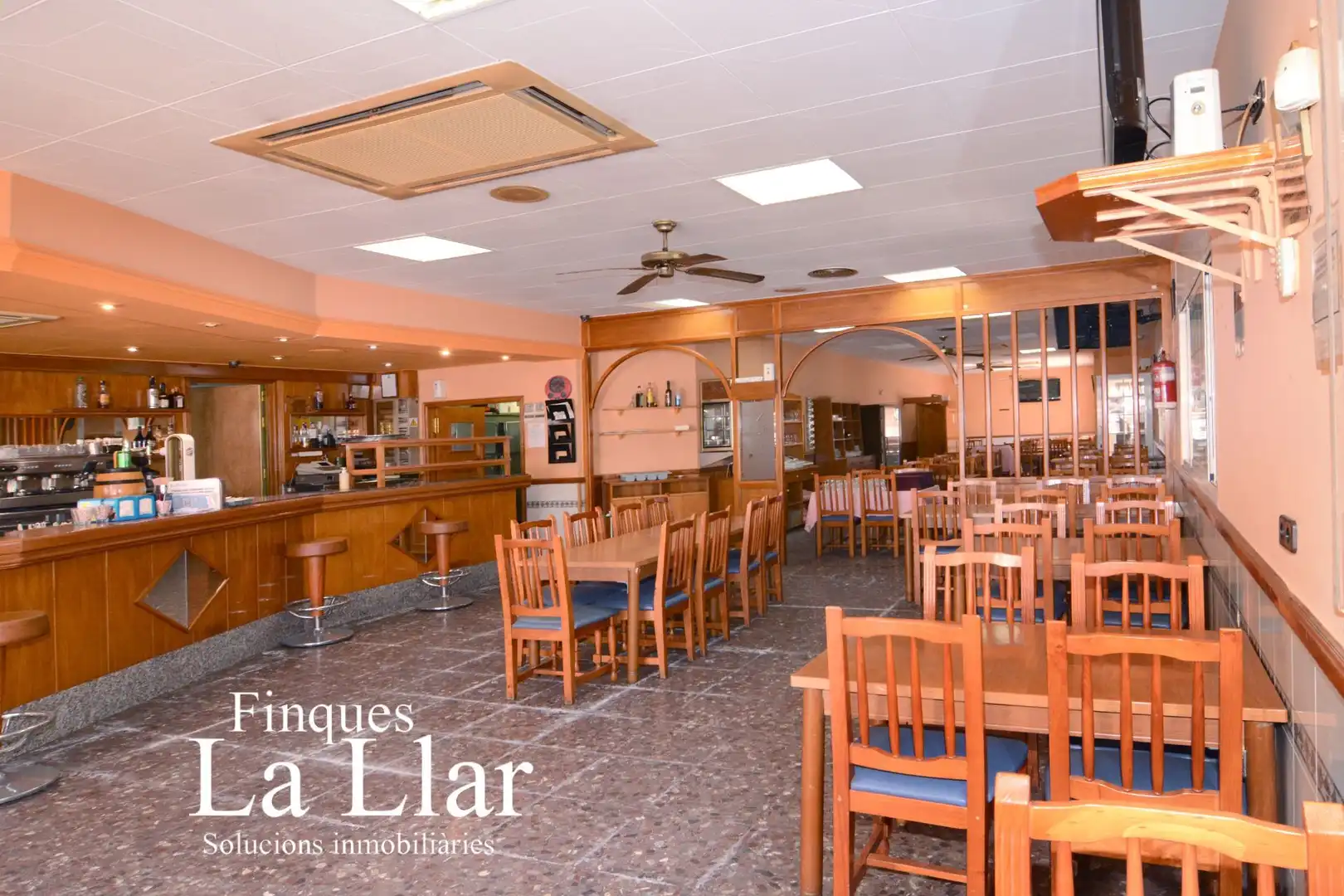Commercial properties for sale in d'Ernest Lluch, Torrent Ballester