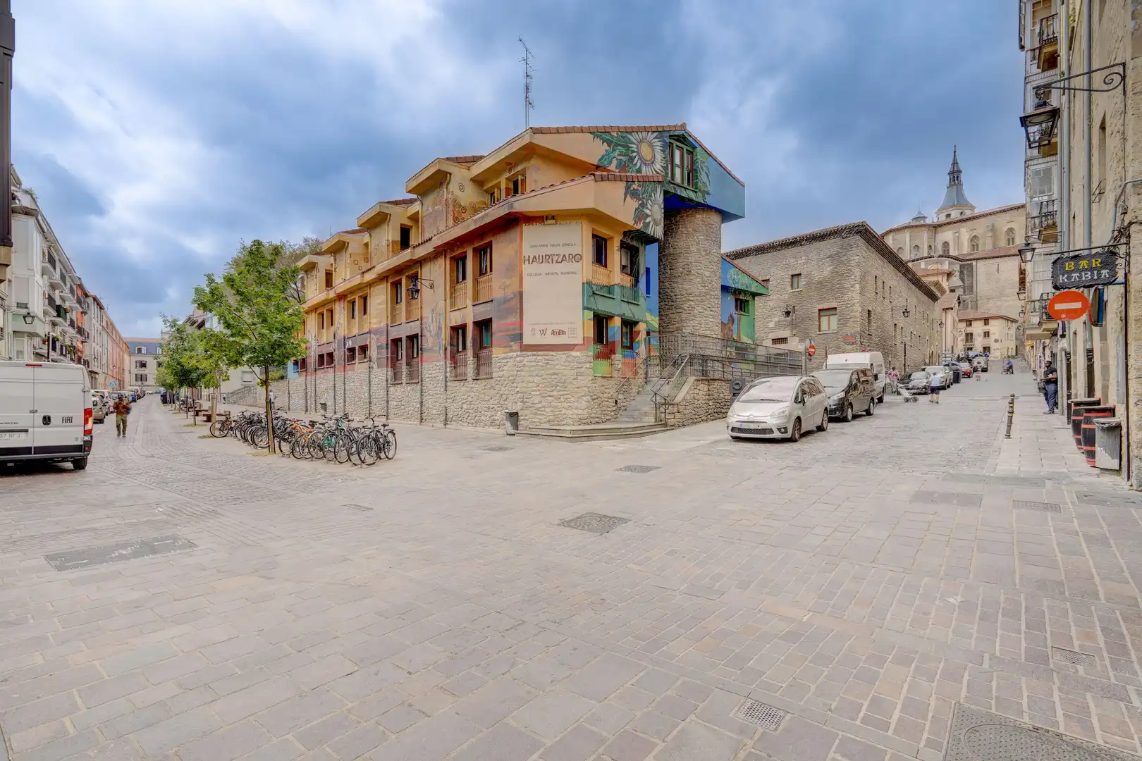 Vista exterior de Local en venda en Vitoria - Gasteiz