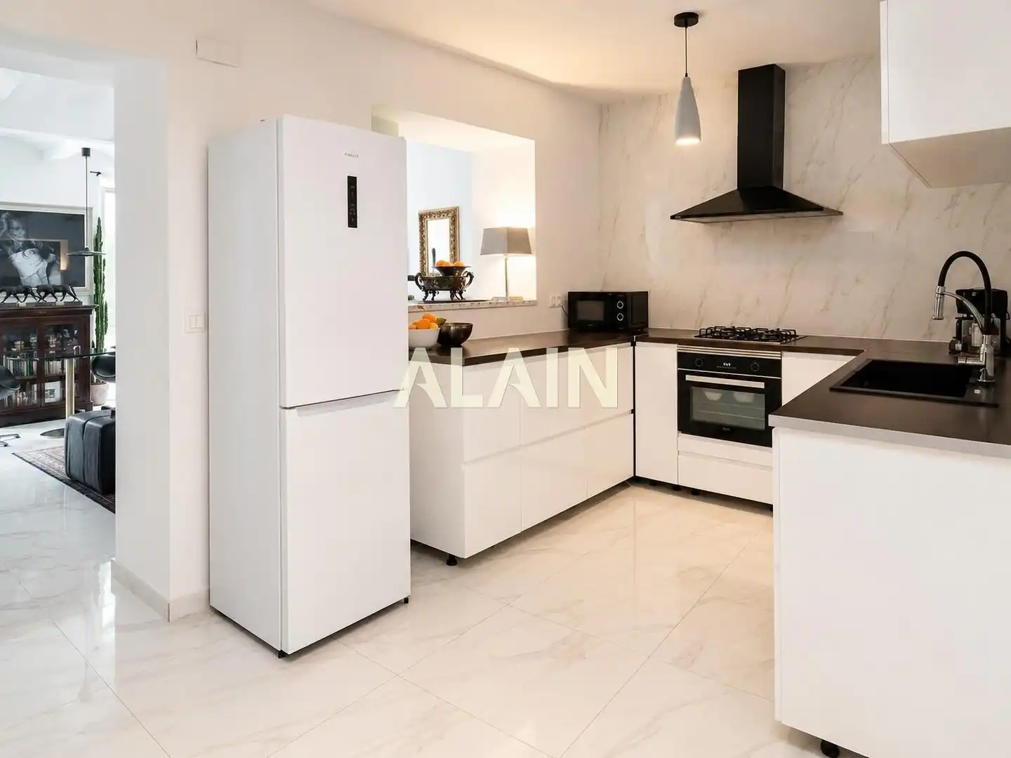 Cocina de Casa o chalet en venta en Valencia con Aire acondicionado, Calefacción y Terraza