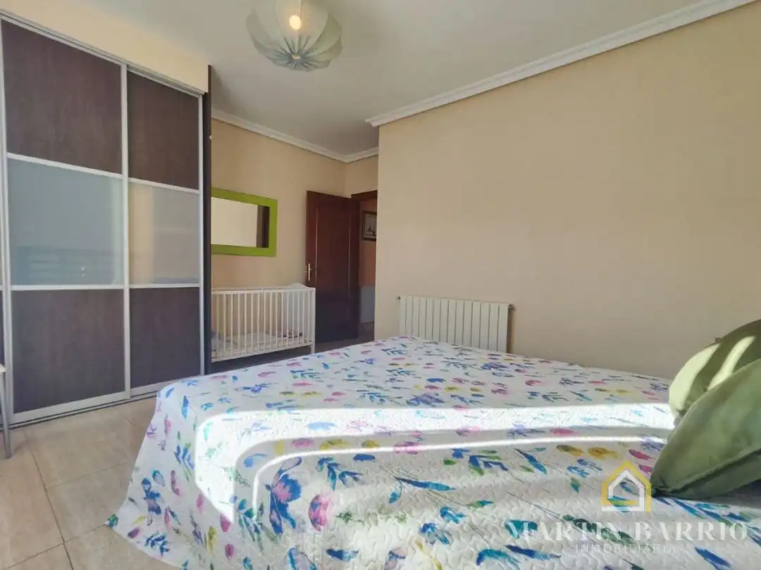Habitación de Casa o chalet en venta en Muskiz con Calefacción, Jardín privado y Terraza