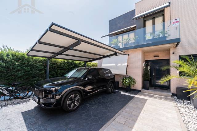 Casa adosada en Venta en Calle Manacor, 1 en Urbanización el Mediterráneo