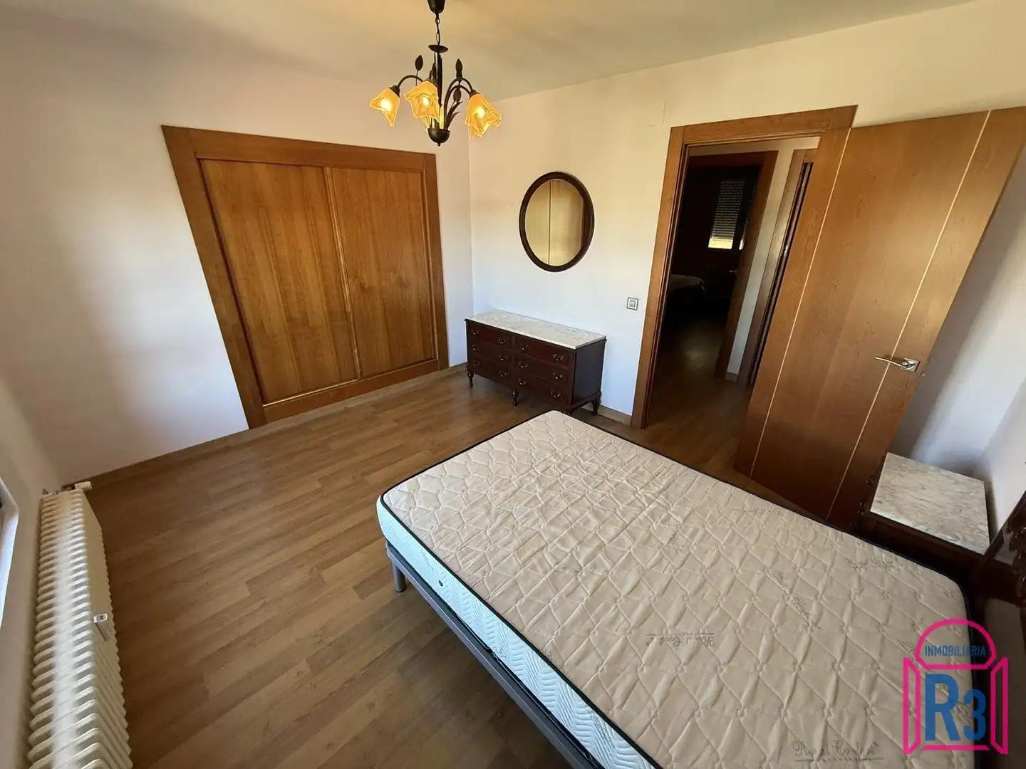 Schlafzimmer von Wohnung zur Miete in León Capital  mit Heizung und Möbliert