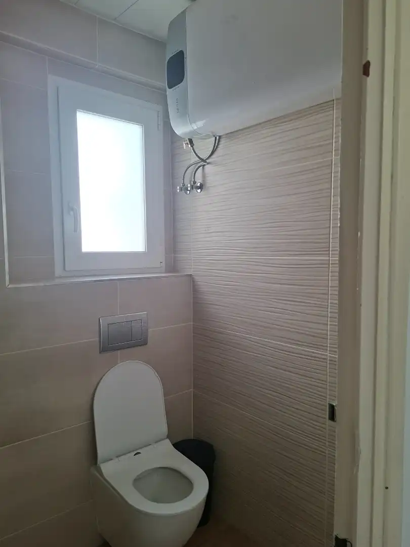 Bathroom of Flat for rent in Valencia  with Furnished, Oven and TV