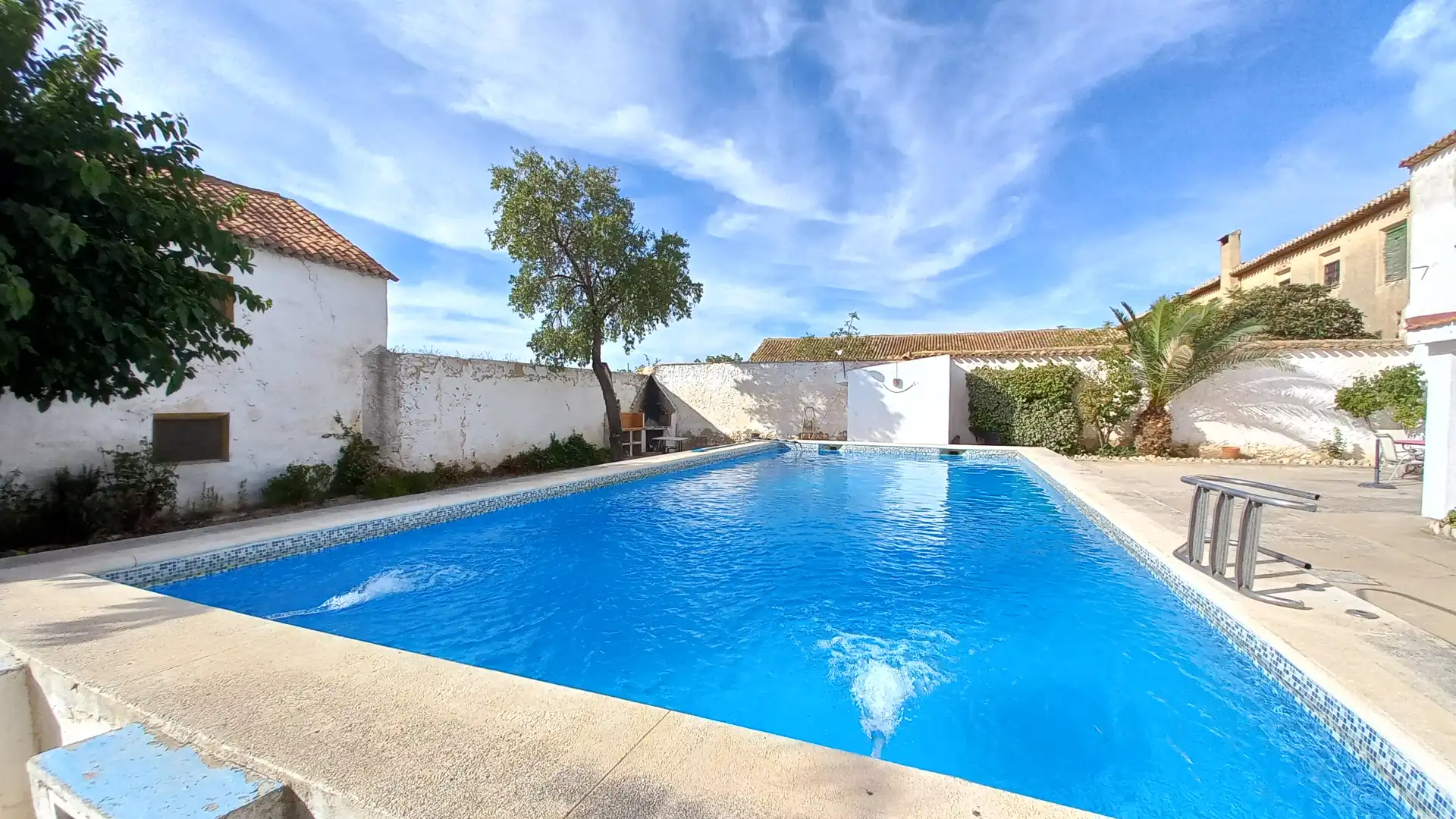 Piscina de Finca rústica en venda en Albacete amb Jardí privat, Traster i Piscina