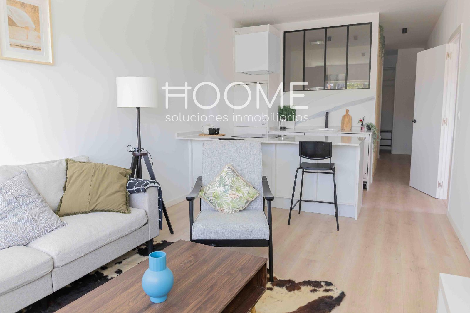 Living room of Flat for sale in San Sebastián de los Reyes  with Air Conditioner, Heating and Parquet flooring