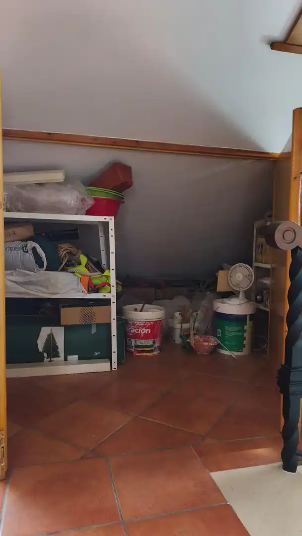 Einfamilien-Reihenhaus zum Verkauf in El Burgo Ranero  mit Heizung, Privatgarten und Parkett