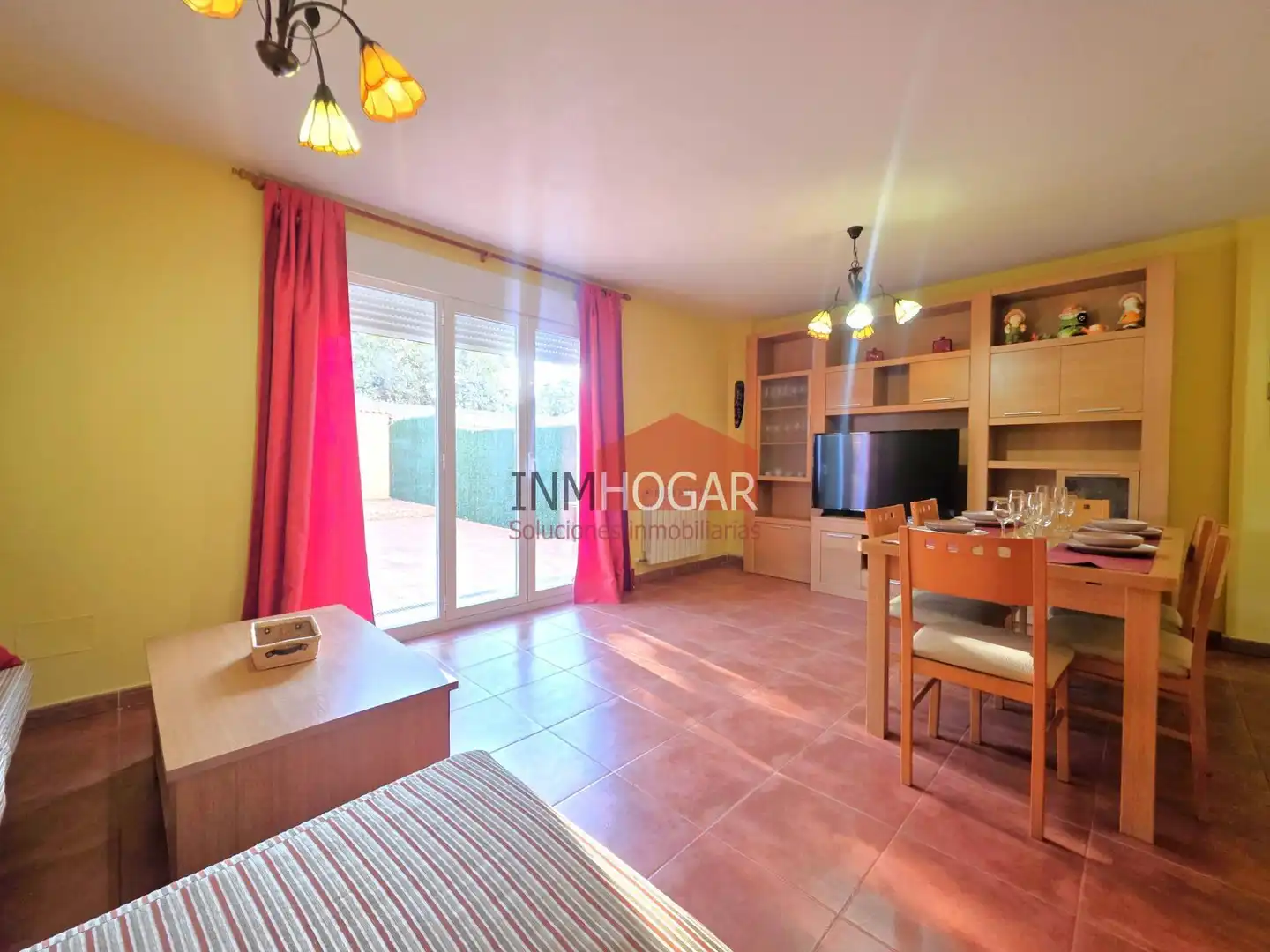Sala de estar de Casa adosada en venta en Hervencias Altas - El Pinar