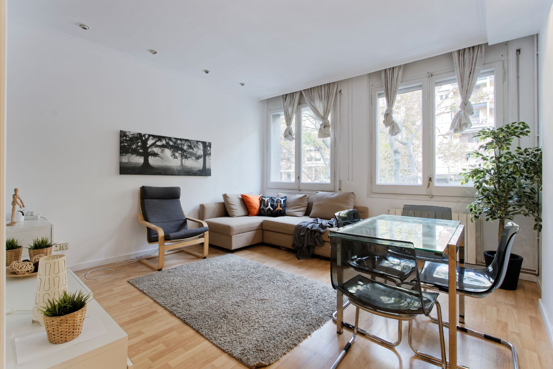 Living room of Flat for sale in  Barcelona Capital  with Air Conditioner, Heating and Furnished