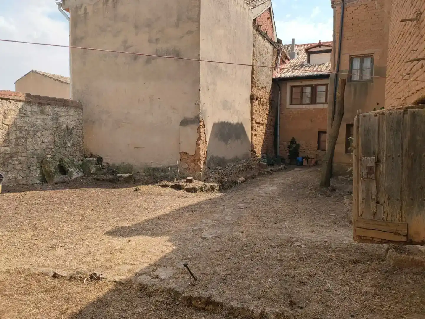 Casa adosada en venda en Villasandino amb Jardí privat, Traster i Moblat