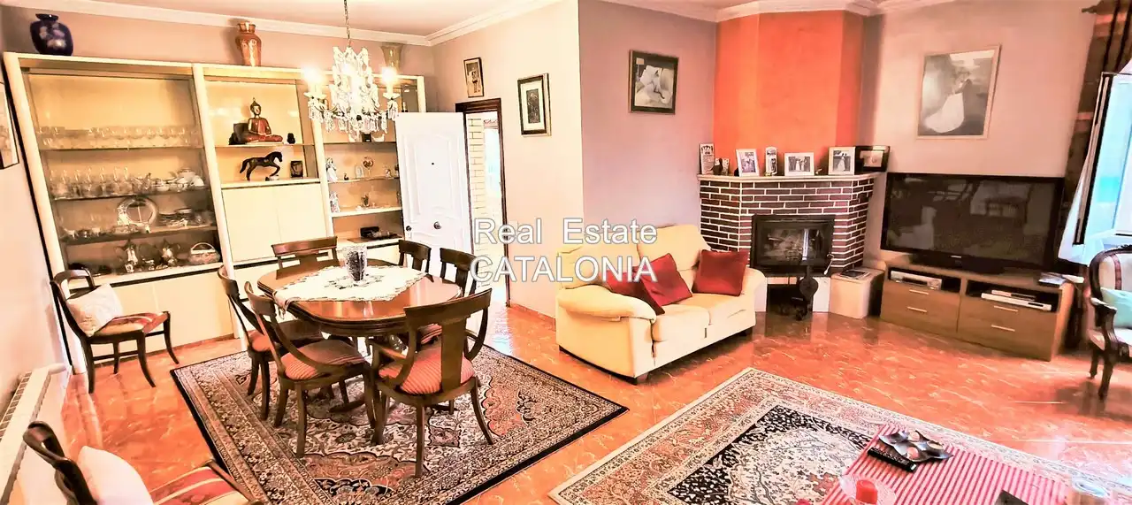 Sala d'estar de Casa o xalet en venda en Lloret de Mar amb Calefacció, Jardí privat i Terrassa