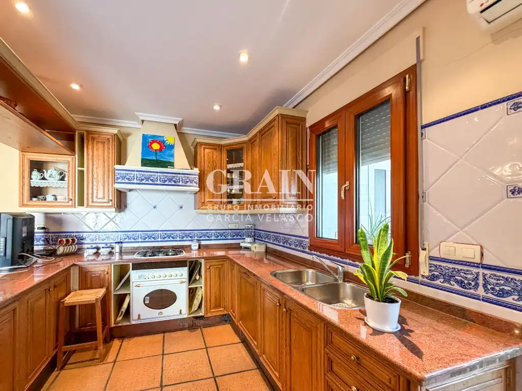 Kitchen of Detached homes for sale in Barrax  with Air Conditioner, Heating and Storage room
