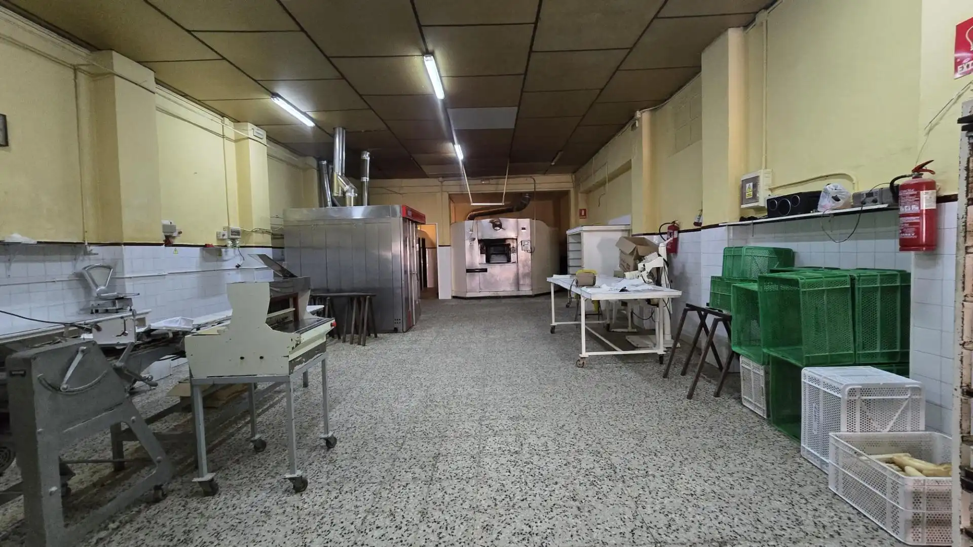 Business premises for sale in Calle de Álvarez Quintero, imagen 23