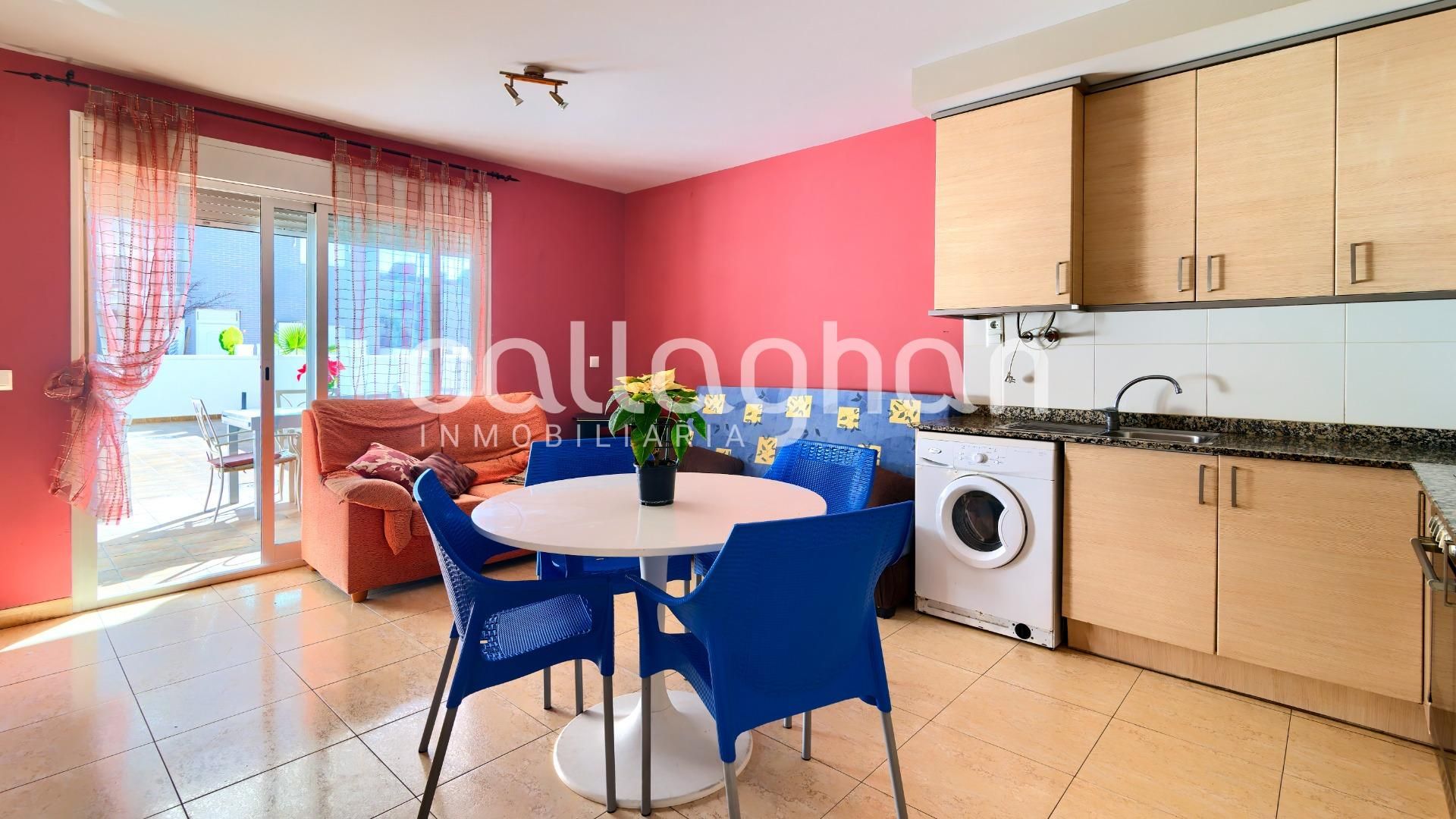 Sala d'estar de Planta baixa en venda en Moncofa amb Terrassa, Traster i Moblat