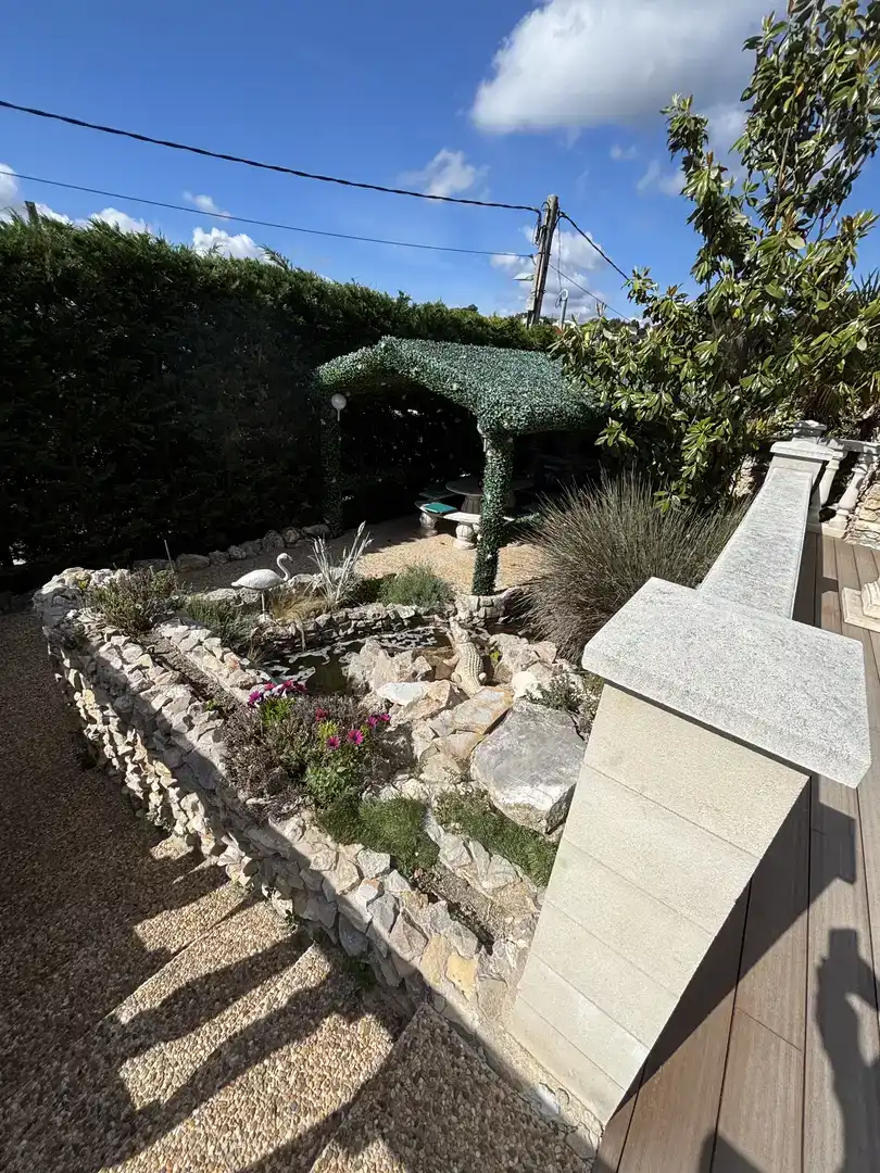 Jardí de Casa o xalet en venda en Mediona amb Aire condicionat, Piscina i Balcó