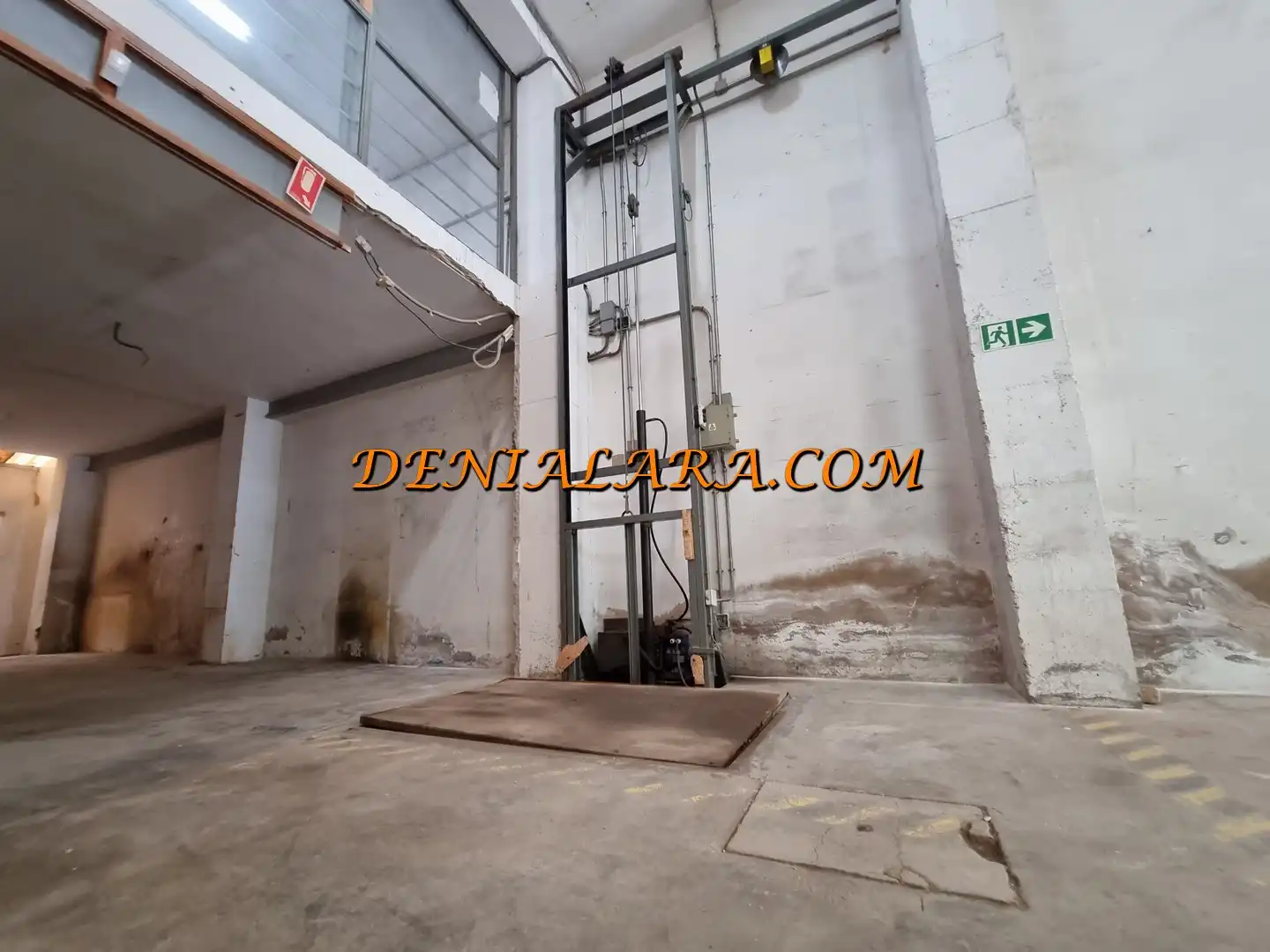 Commercial properties for rent in Pego
