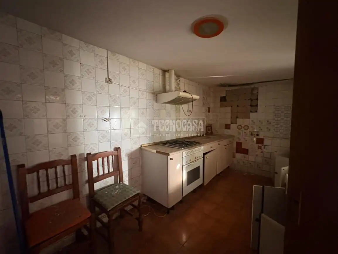 Cuina de Casa adosada en venda en Navalcarnero amb Aire condicionat, Calefacció i Terrassa
