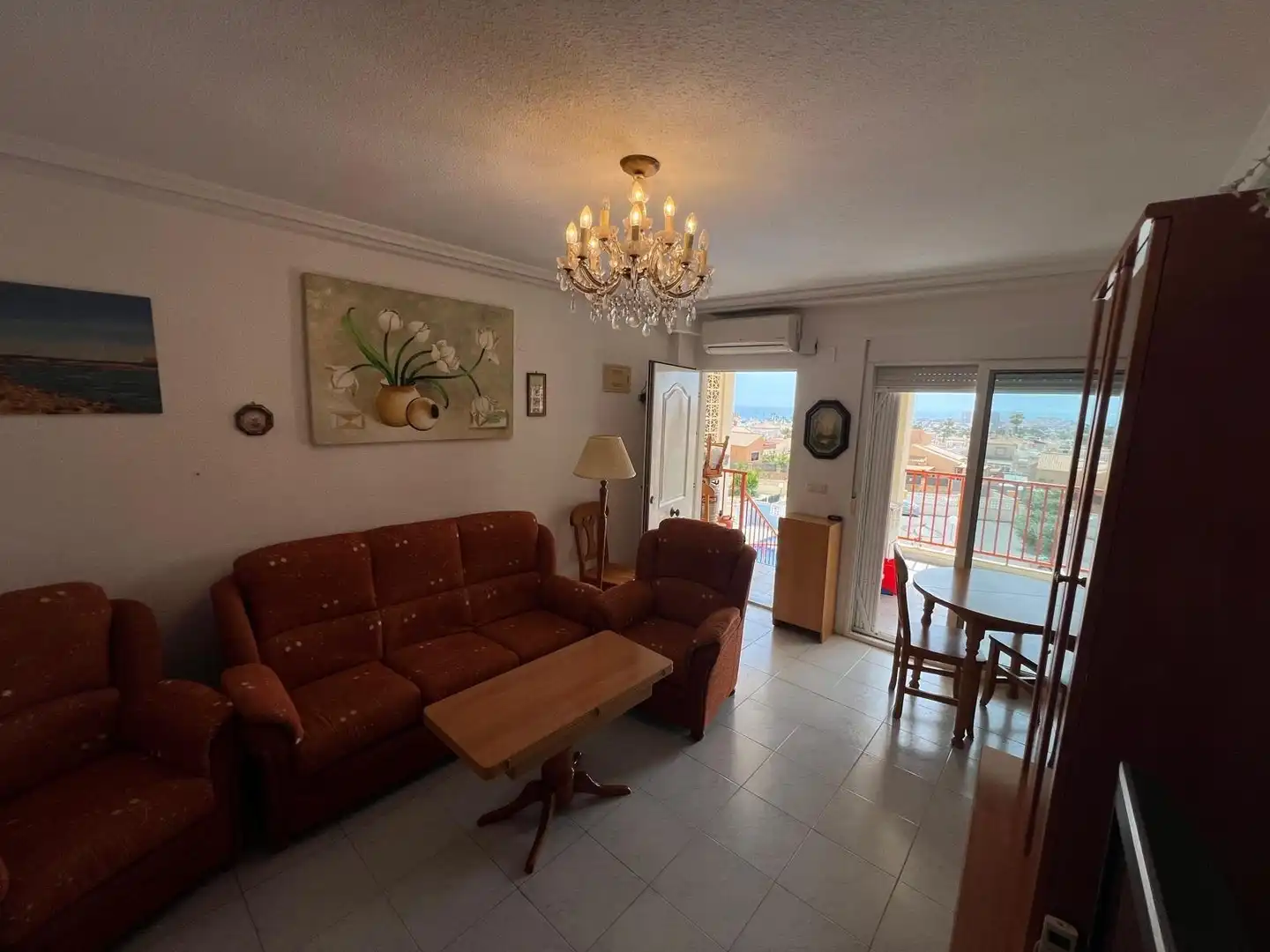 Sala de estar de Apartamento de alquiler en Torrevieja con Terraza