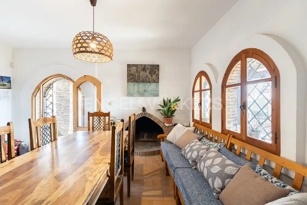 Comedor de Casa o chalet de alquiler en Manises con Aire acondicionado, Calefacción y Jardín privado