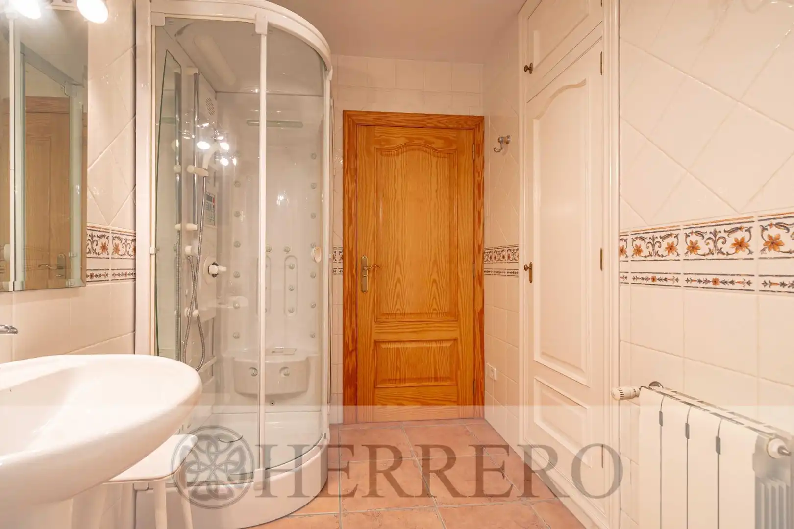 Baño de Casa o chalet en venta en Gandia con Aire acondicionado, Calefacción y Jardín privado