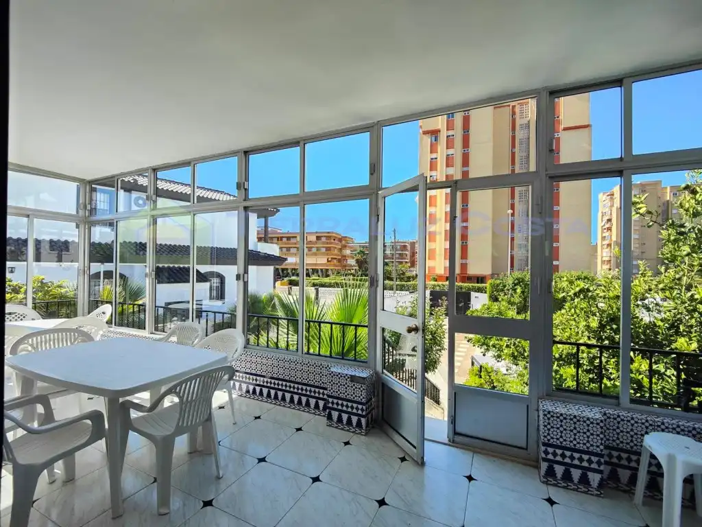 Vista exterior de Casa o xalet en venda en La Antilla amb Jardí privat, Terrassa i Traster