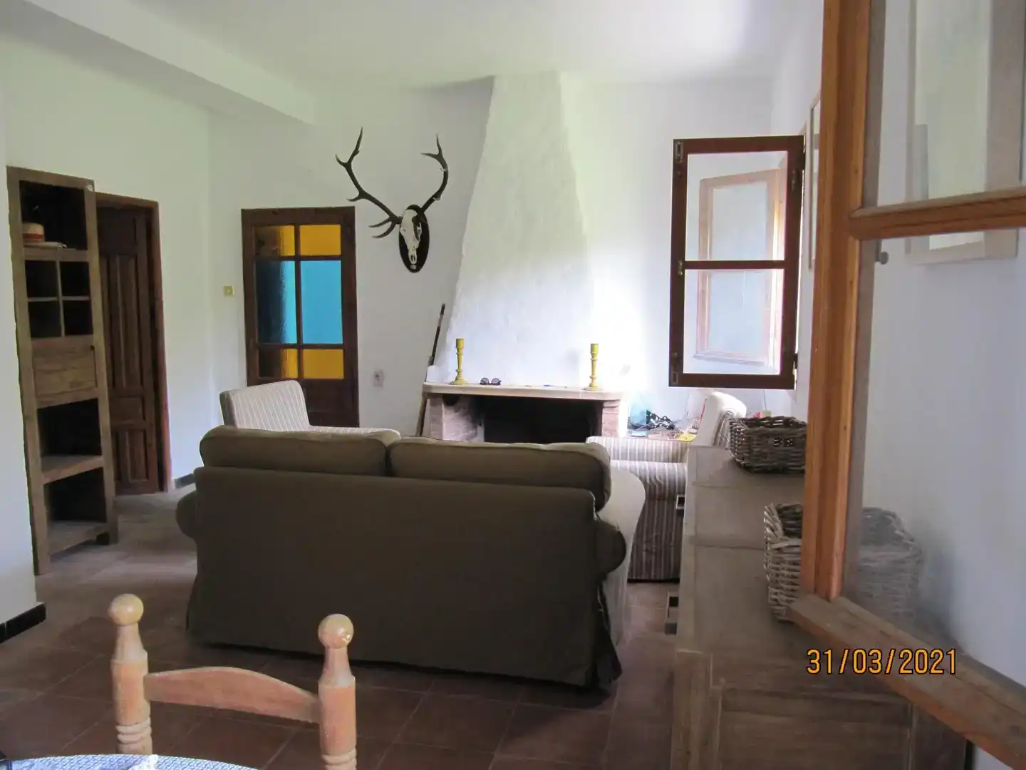 Sala de estar de Casa o chalet en venta en Alozaina con Jardín privado, Piscina y Amueblado