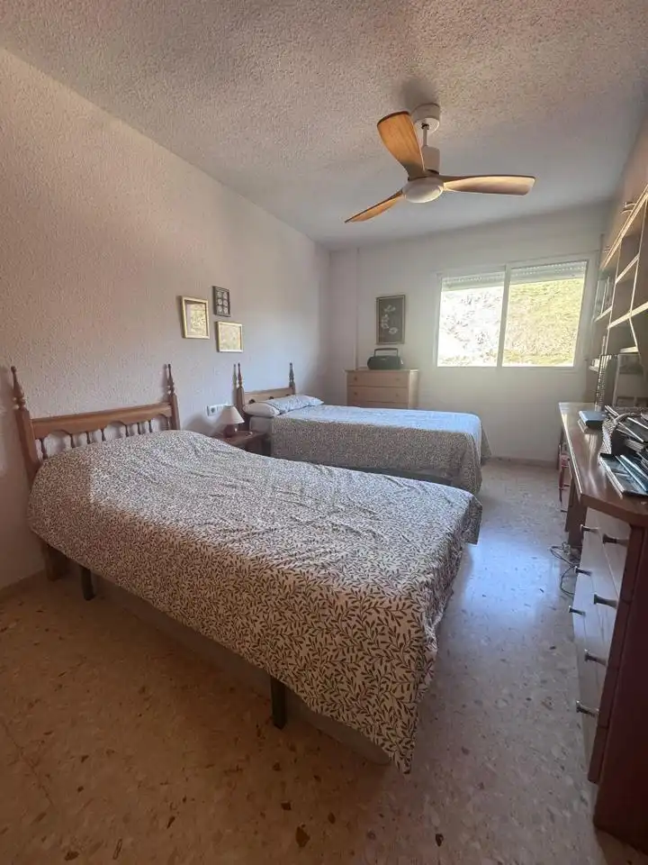 Habitación de Apartamento en venta en Cullera con Terraza, Amueblado y Sauna