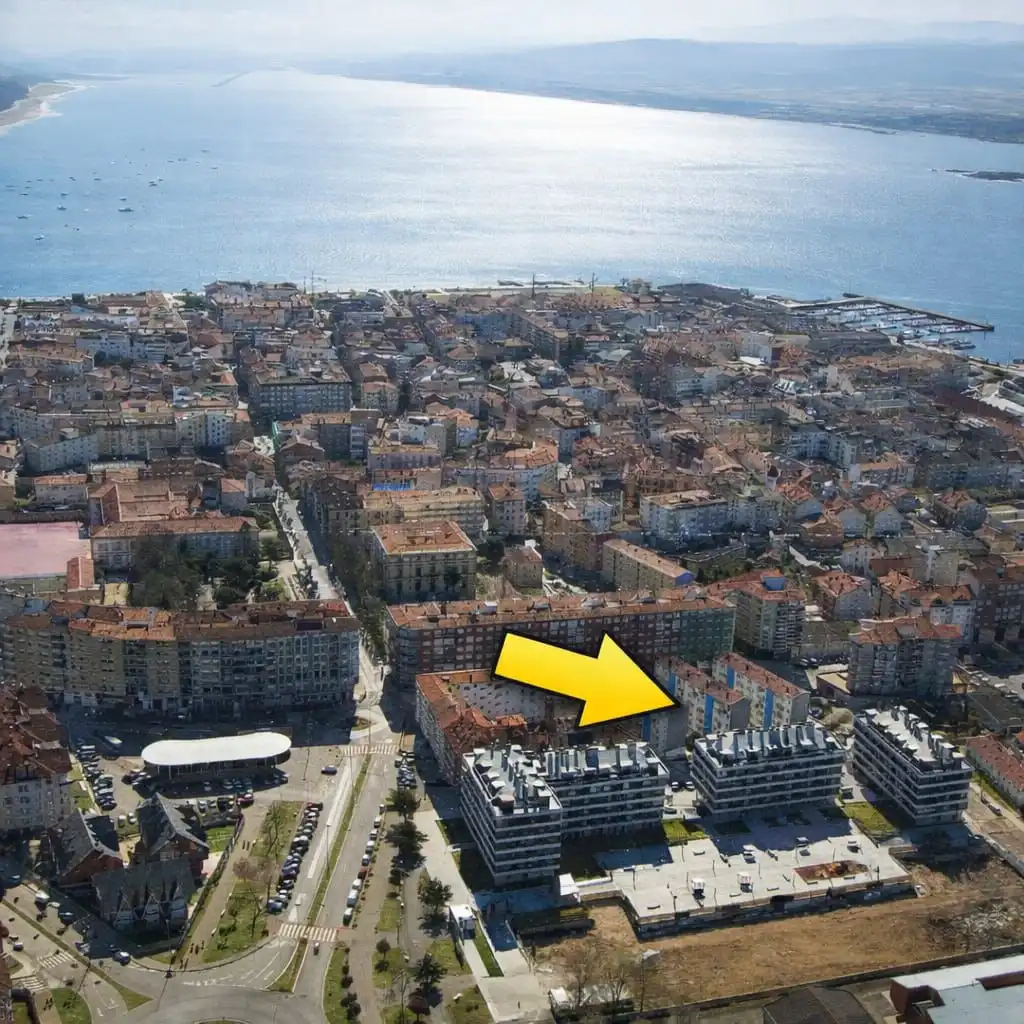 Vista exterior de Piso en venta en Santoña con Calefacción y Terraza