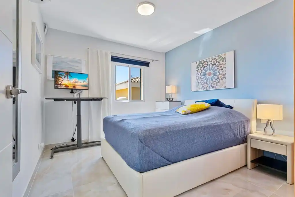 Habitación de Ático en venta en Benalmádena con Aire acondicionado, Terraza y Amueblado