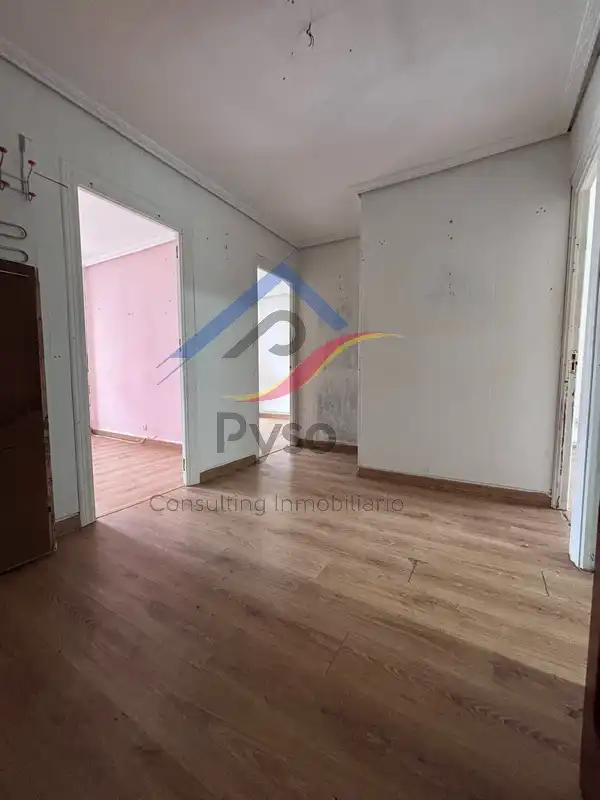 Sala d'estar de Pis en venda en Santander amb Calefacció, Forn i Internet