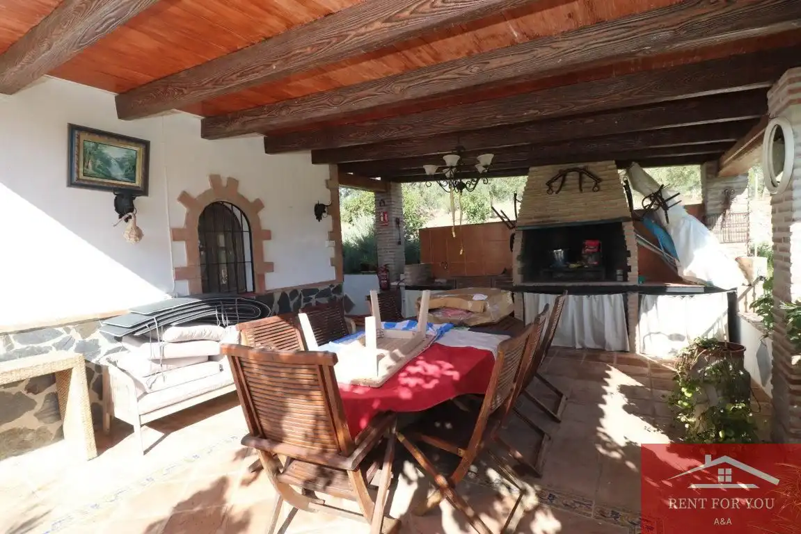 Terrassa de Casa o xalet de lloguer en Alozaina amb Aire condicionat, Jardí privat i Piscina