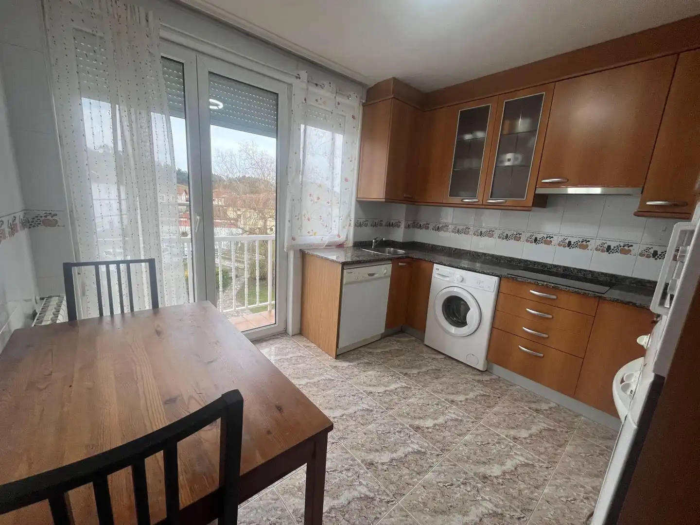 Küche von Wohnung zum Verkauf in Bárcena de Cicero mit Heizung, Terrasse und Möbliert