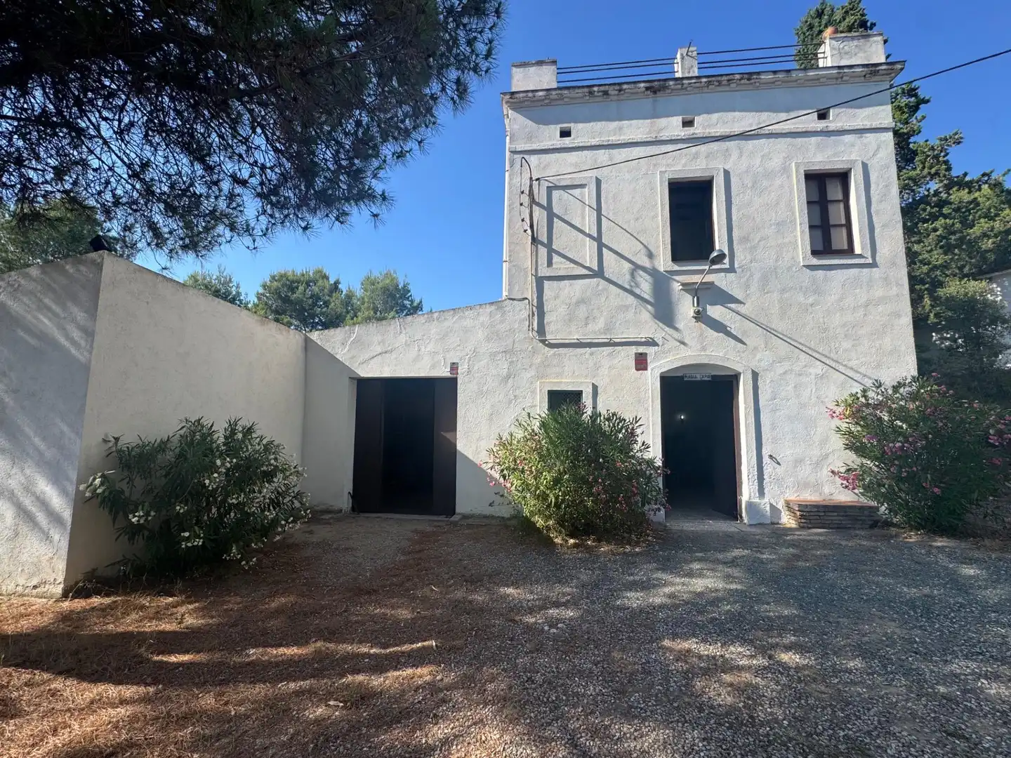 Vista exterior de Finca rústica en venta en Rubí con Jardín privado