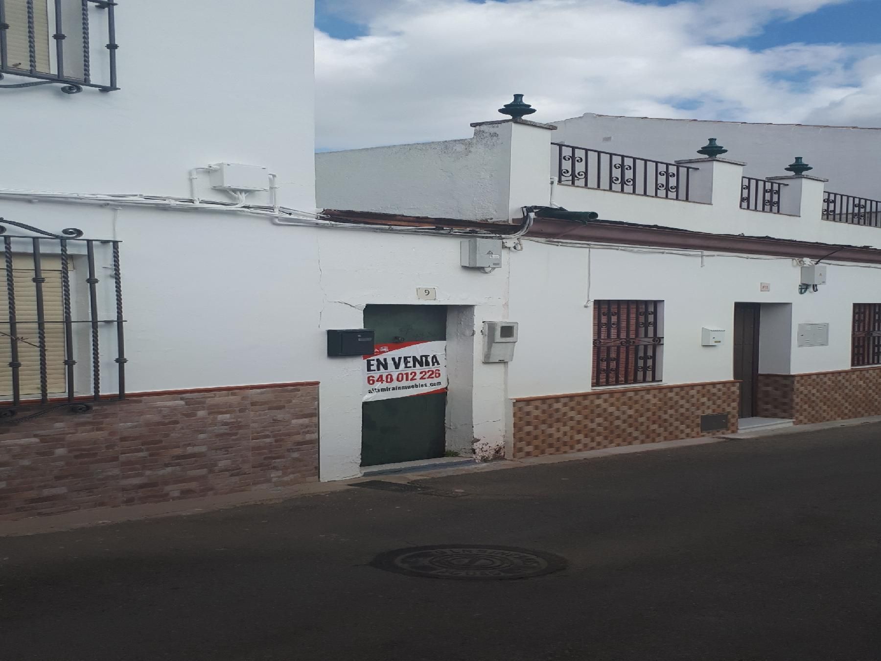 Vista exterior de Casa o chalet en venta en Villanueva del Ariscal