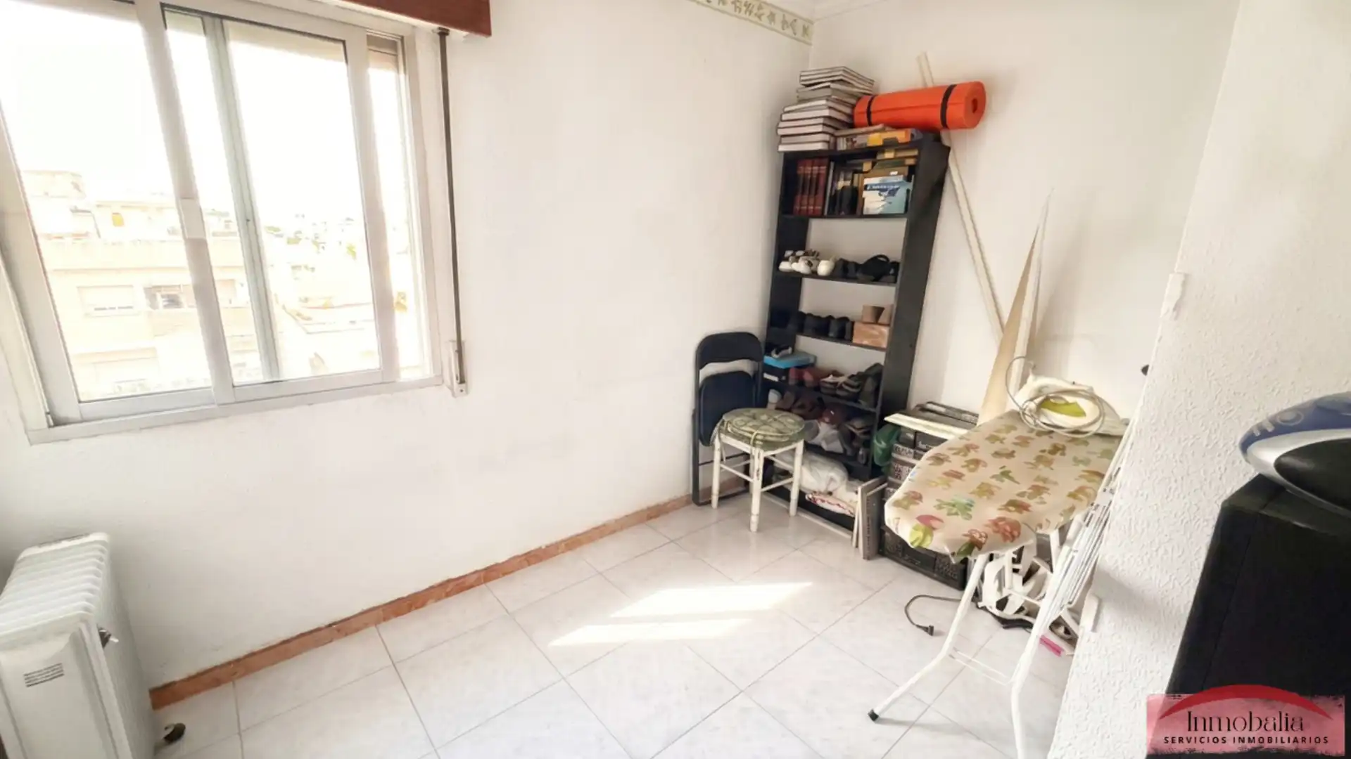 Habitación de Piso en venta en Sevilla con Aire acondicionado y Amueblado