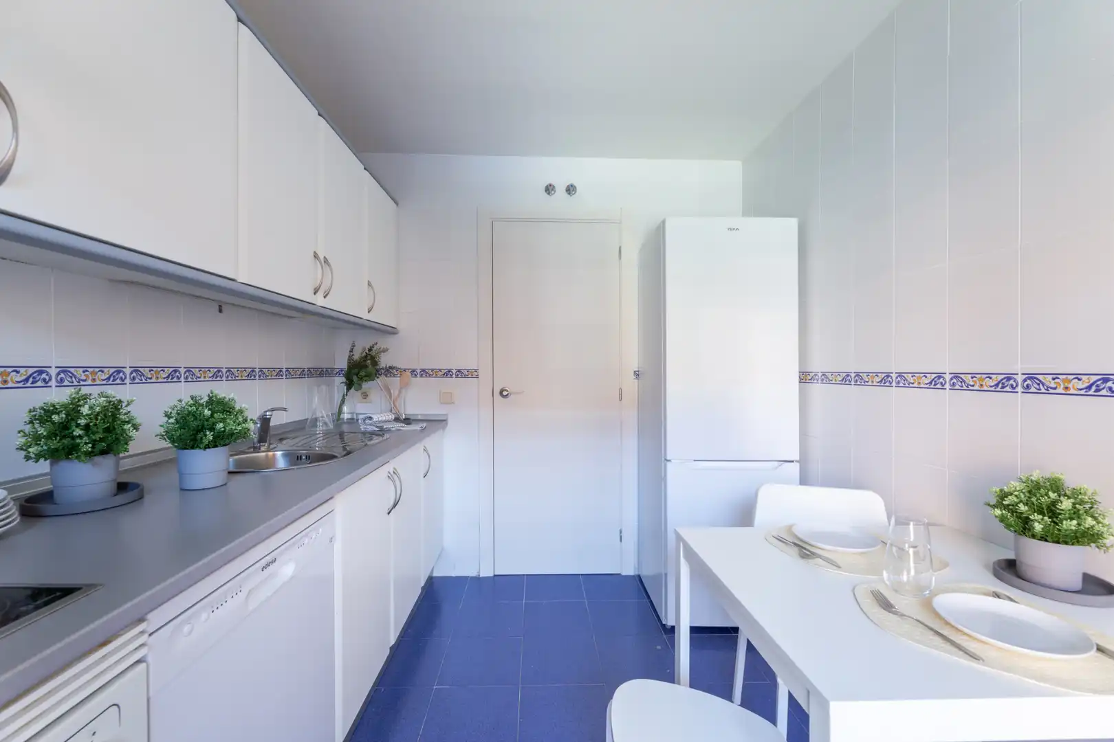 Appartamento con piscina in vendita a Calle de Federica Montseny 6, imagen 16