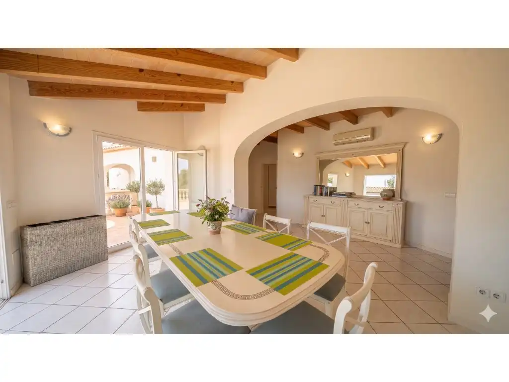 Esszimmer von Haus oder Chalet zum Verkauf in Llucmajor mit Klimaanlage, Privatgarten und Terrasse