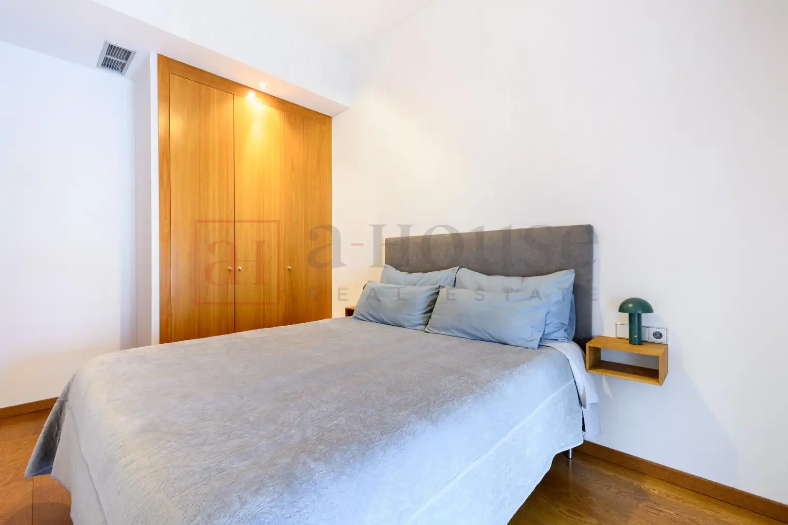 Piso con terraza en venta en Carrer de Girona, imagen 16