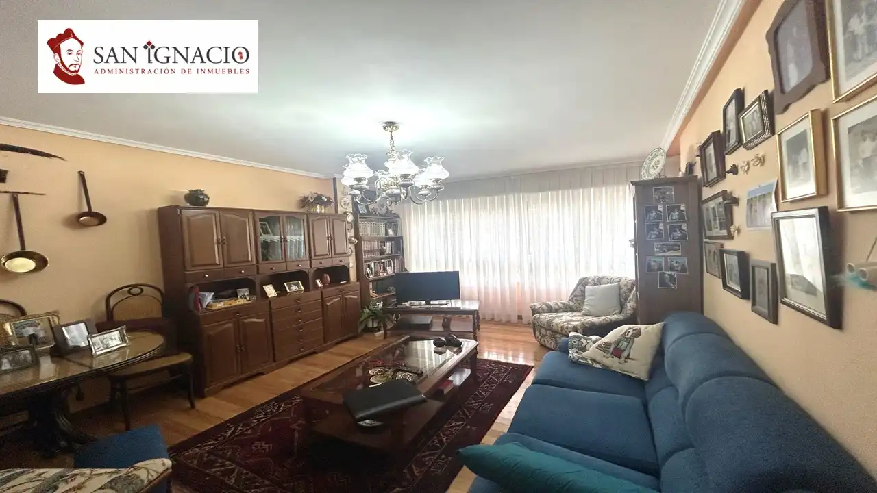 Living room of Flat for sale in Villarcayo de Merindad de Castilla la Vieja  with Furnished