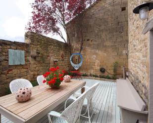 Terrassa de Casa o xalet en venda en  Zaragoza Capital amb Aire condicionat, Jardí privat i Moblat