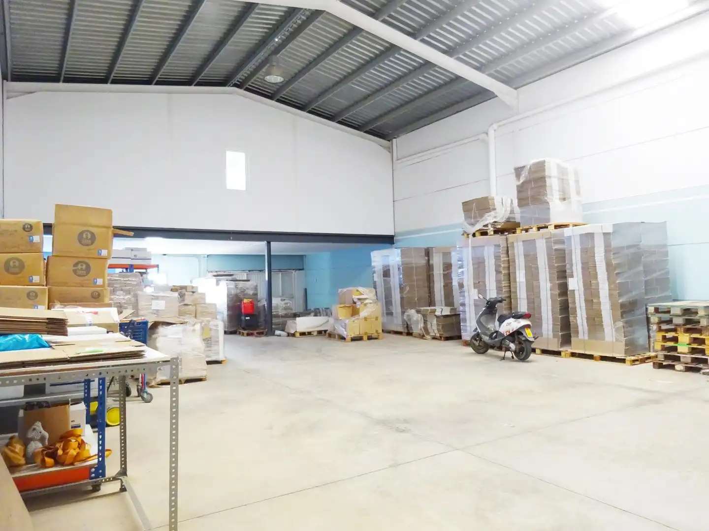 Nave industrial en venta en Calle HERREROS, El Viso del Alcor