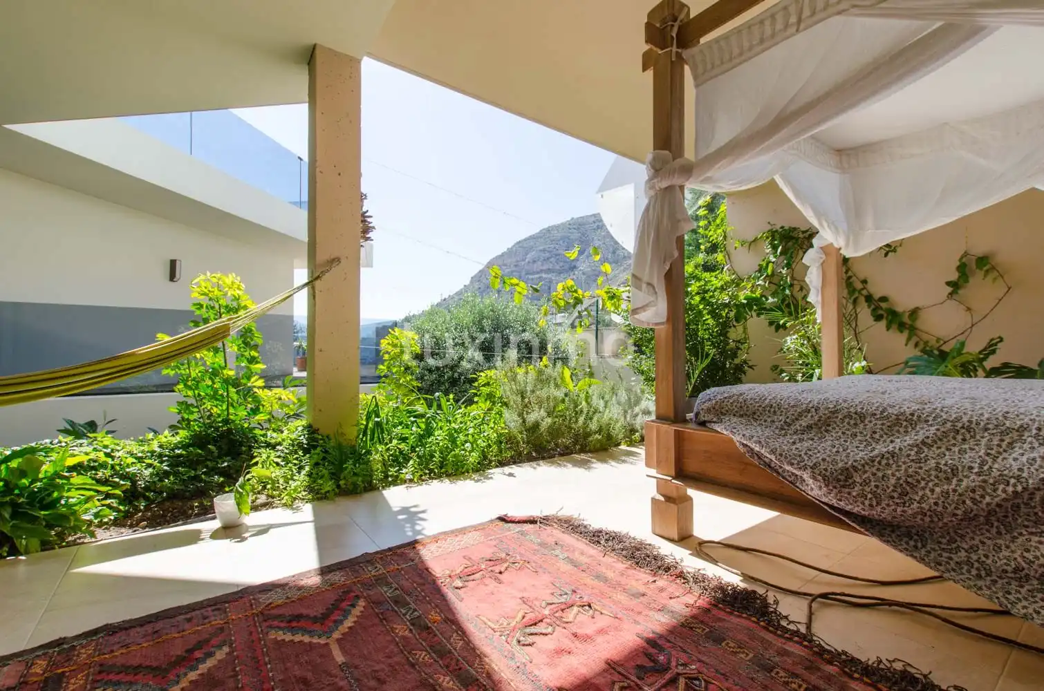 Schlafzimmer von Haus oder Chalet zum Verkauf in Altea mit Klimaanlage, Heizung und Privatgarten