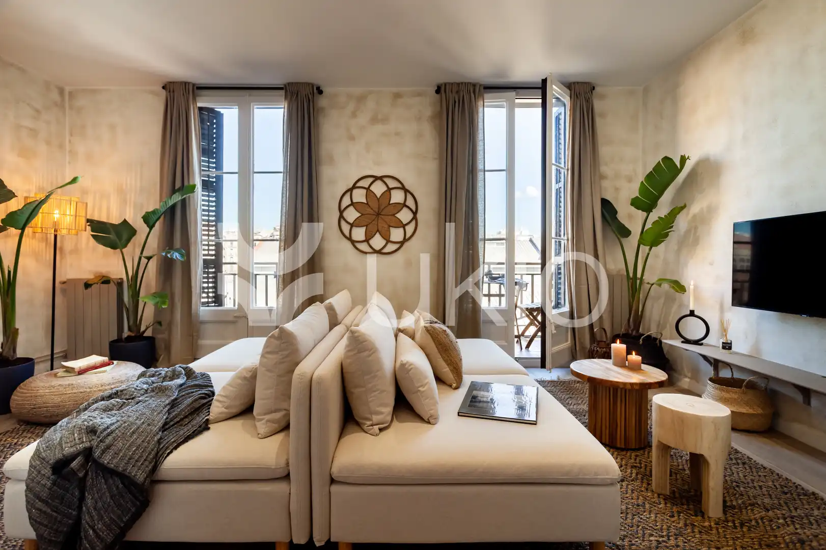 Dormitori de Apartament de lloguer en  Barcelona Capital amb Aire condicionat, Calefacció i Moblat