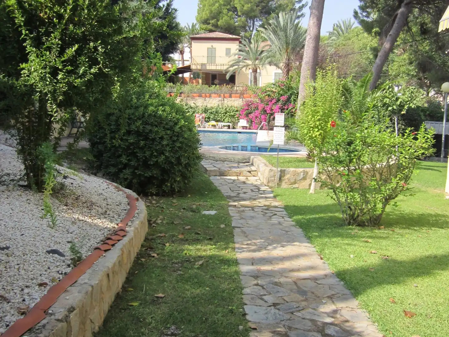 Flat with terrace to rent in Pedanías Este