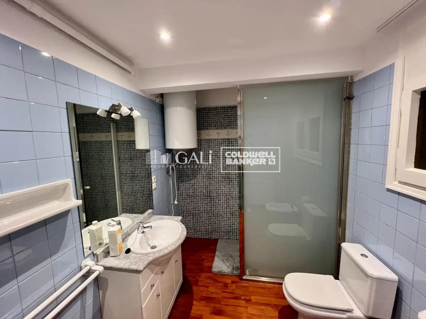 Baño de Piso en venta en Andorra la Vella con Calefacción, Parquet y Terraza